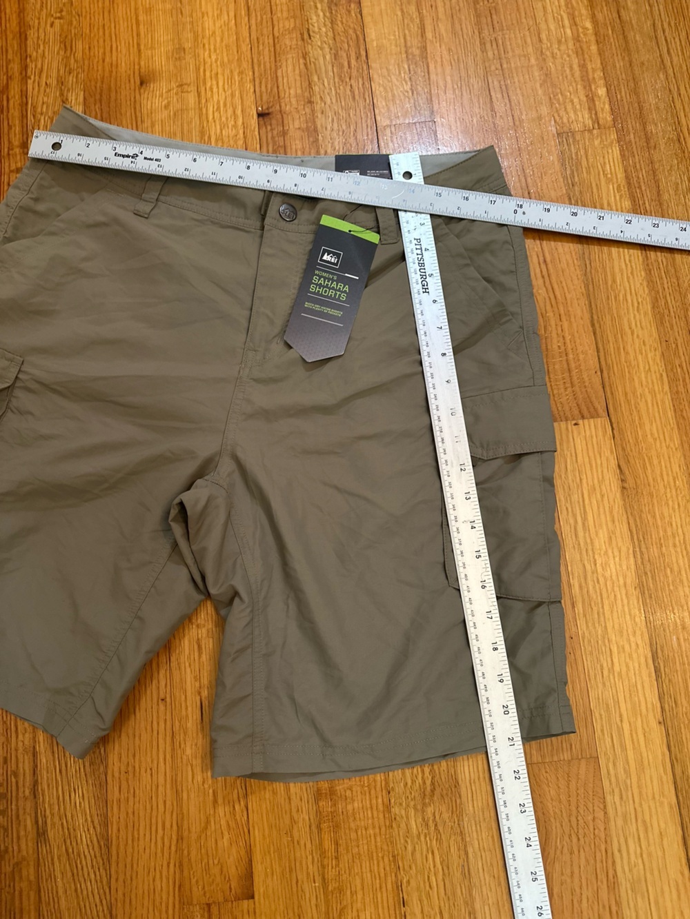 REI Cargo Shorts Women SAHARA Size 12 Inch Pockets 100% Nylon Hike - Picture 10 of 10